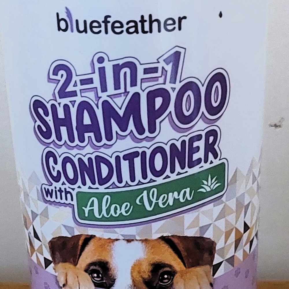 BlueFeather Lavender Oatmeal 2 In 1 Dog Shampoo And Conditioner a set of two $14